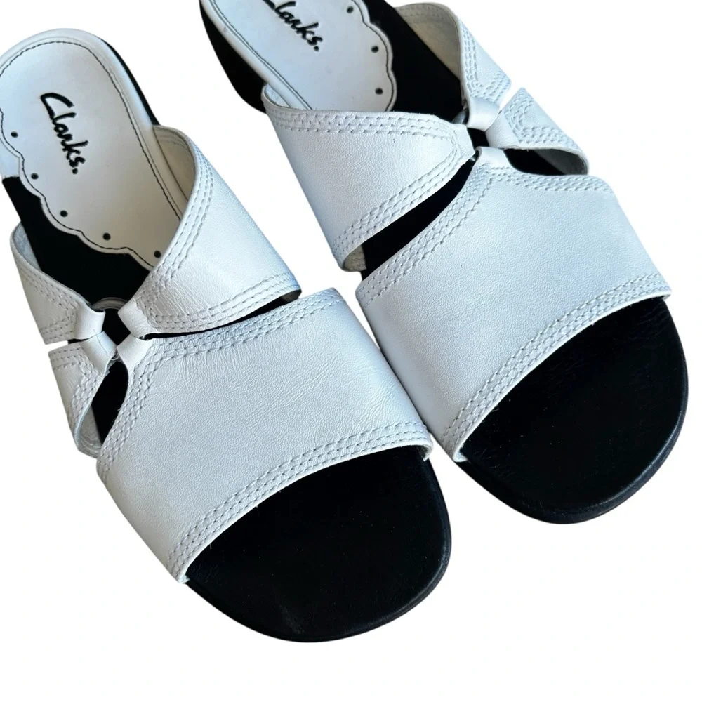 Clarks Women's White Leather Slide Sandals Open Toe 7
